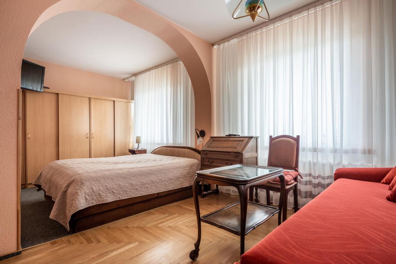 B&B Jurbarkas Buitenkant foto