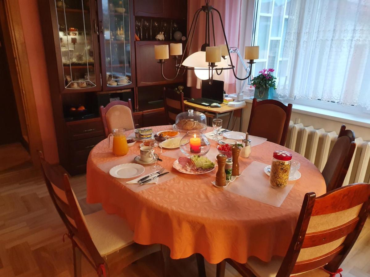B&B Jurbarkas Buitenkant foto